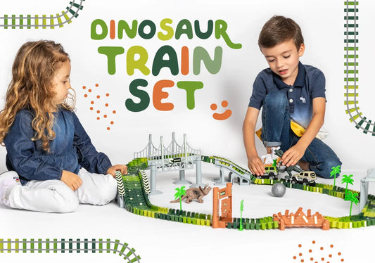 DINOSAUR TRAIN SET